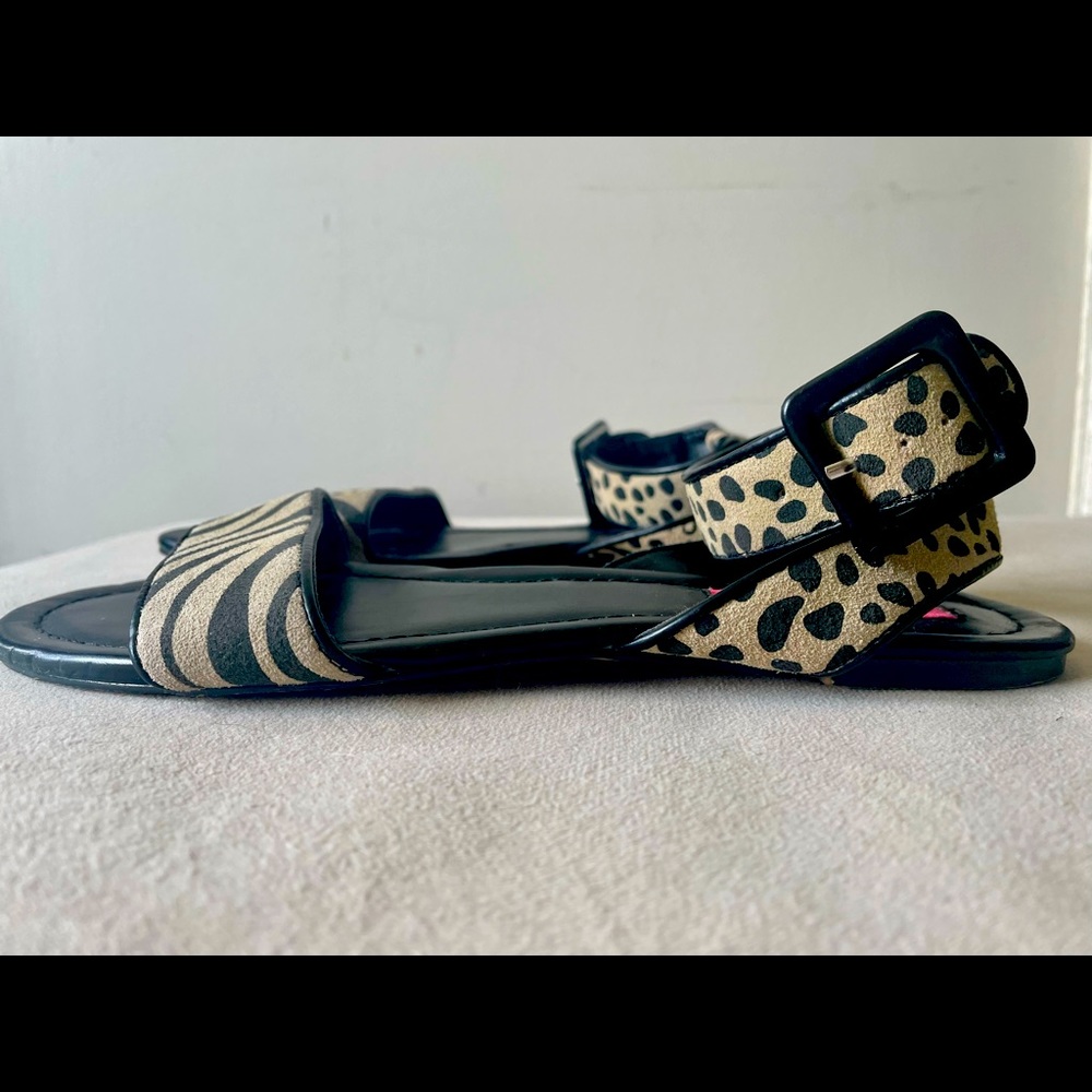 BETSEY JOHNSON Animal print ‘WILD’ sandals
